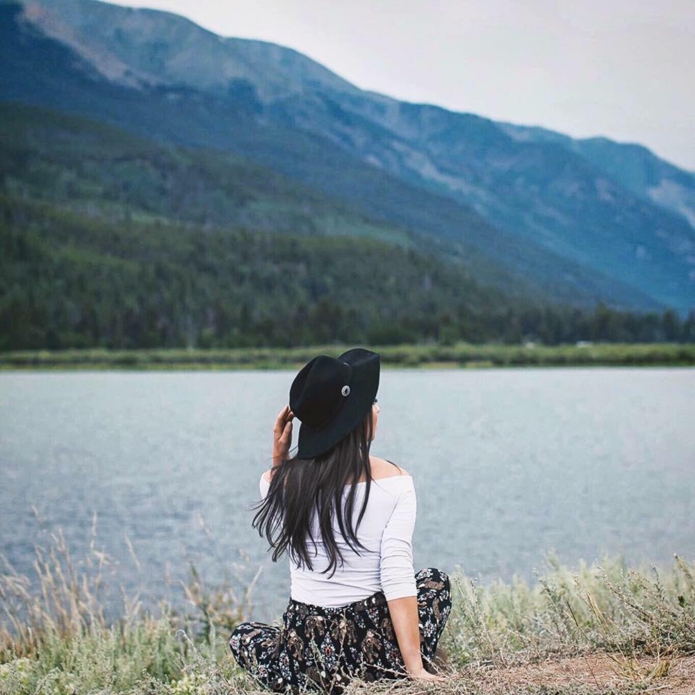 Meet your Posher, Lorraine